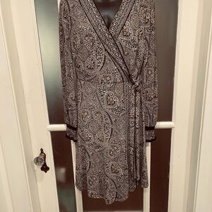 Tommy Hilfiger Elegant Black and Gray Paisley Dress